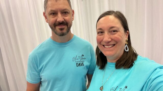 sarah-dave-bsv-shirt