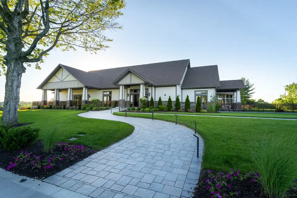 Tiger-Pointe-Country-Club